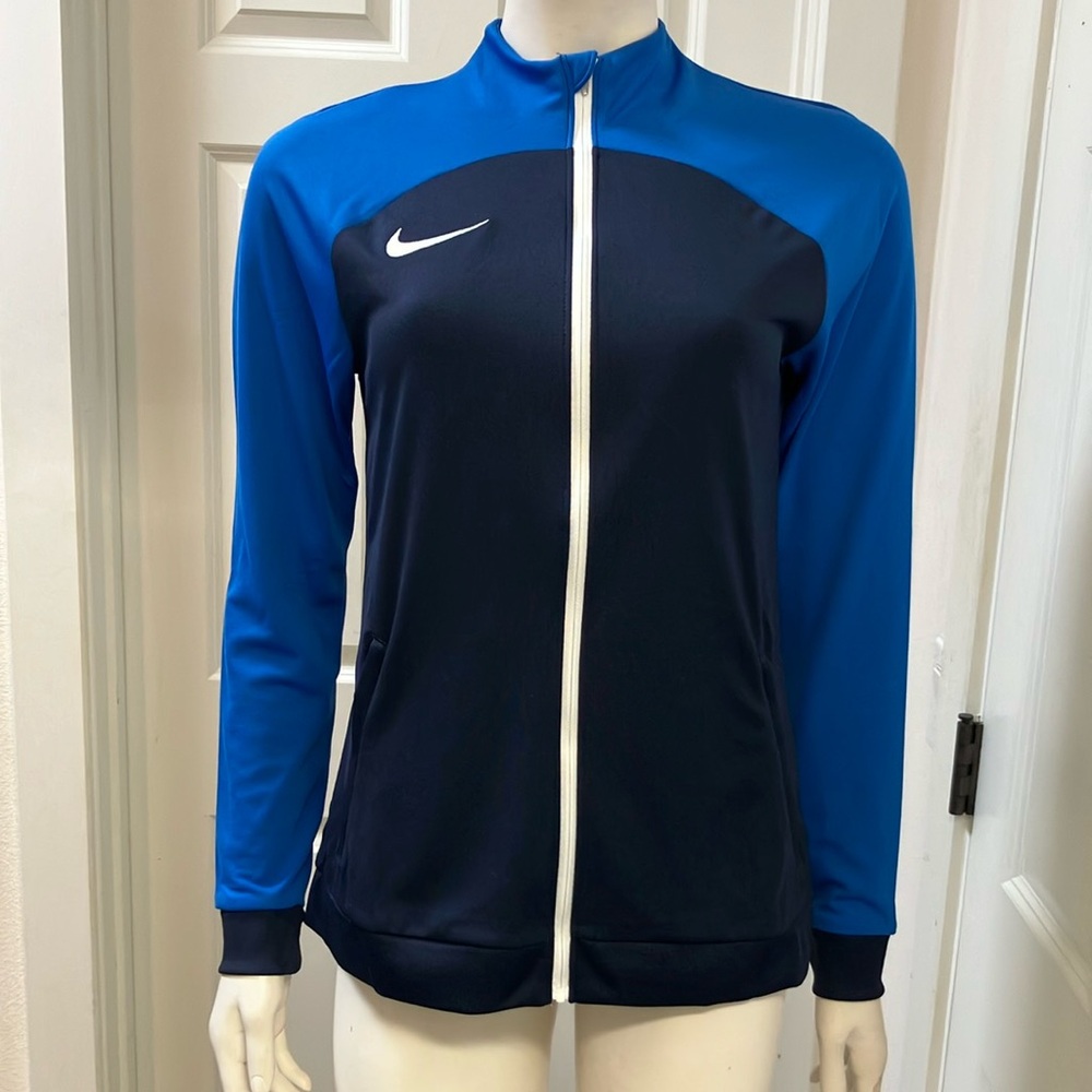 Nike Golf/Tennis/Athletic/Athleisure Jacket, NWT!